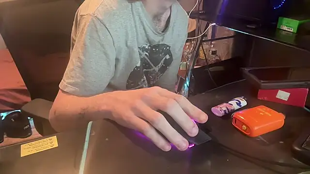 royalty13m online show from 8, 10, 2025