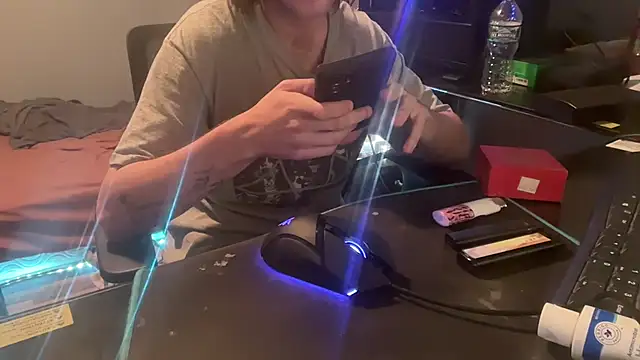 royalty13m online show from 8, 10, 2025