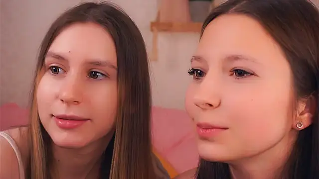 GabrielleLynchard online show from 26, 11, 2025