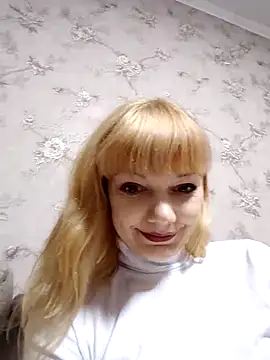 AliceSwan1122 online show from 17, 9, 2025