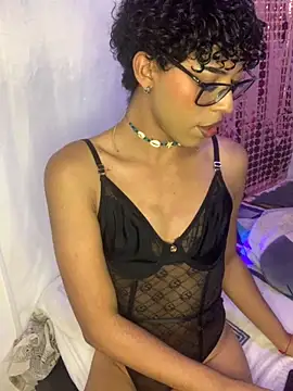 Sweet Tyra Doll online show from 4, 10, 2025