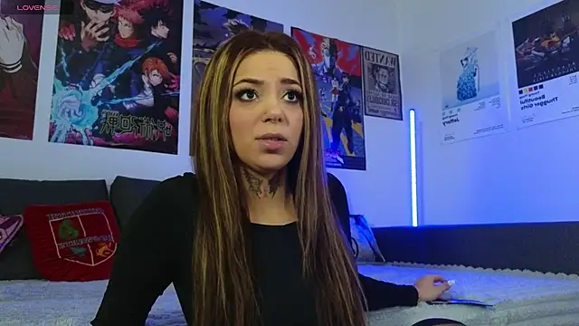 KiraQuinn1 online show from 5, 10, 2025