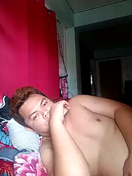 Snapshot of Gayasianzowe chatting on 21, 9, 2025 Gayasianzowe online show from 21, 9, 2025
