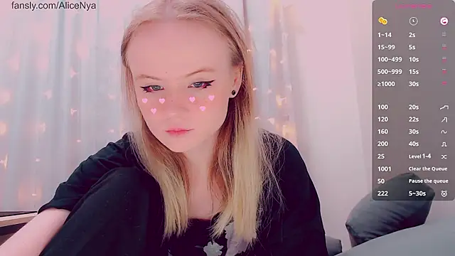 Snapshot of AliceNya_cute chatting on 17, 2, 2026 AliceNya cute online show from 17, 2, 2026