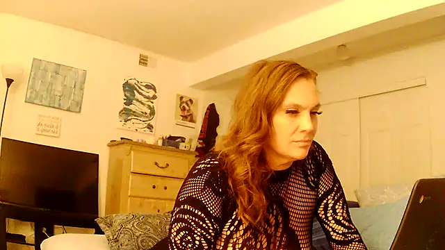 Ariasweetaspie online show from 16, 11, 2025