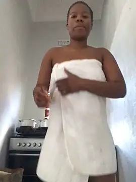 LeehXXY online show from 11, 11, 2025