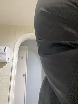 krisstenSantos online show from 12, 11, 2025