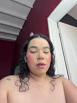 krisstenSantos online show from 16, 12, 2025