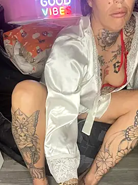 Snapshot of DIRTY_PAISLEY_X chatting on 24, 10, 2025 DIRTY PAISLEY X online show from 24, 10, 2025