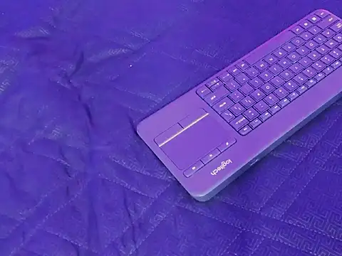 Daniwhatson online show from 16, 10, 2025