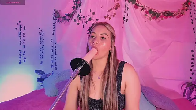 chubbyZoe online show from 18, 11, 2025