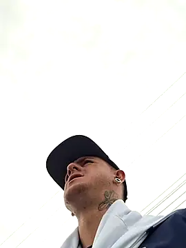 Snapshot of Bottz777 chatting on 17, 11, 2025 Bottz777 online show from 17, 11, 2025