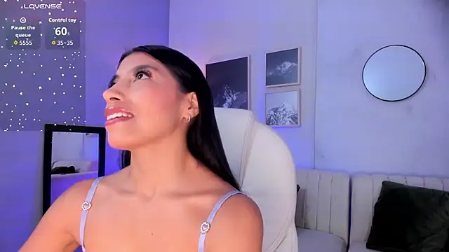 Tiffany Low online show from 8, 1, 2026