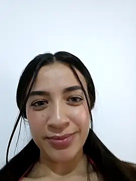 Snapshot of MiQeilaSweet chatting on 16, 12, 2025 MiQeilaSweet online show from 16, 12, 2025