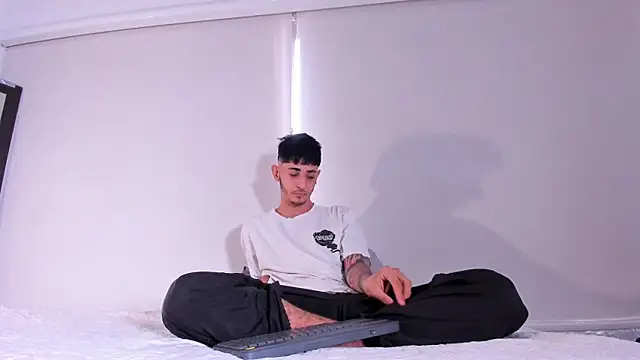 j martony online show from 25, 11, 2025