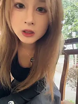 yuki june online show from 5, 3, 2026