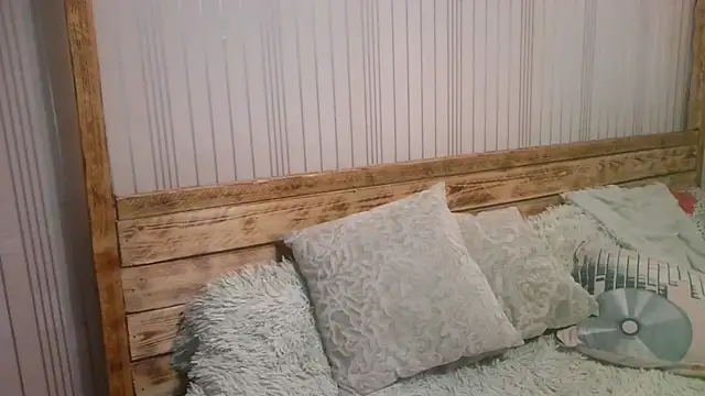 Snapshot of EthelsLover chatting on 20, 11, 2025 EthelsLover online show from 20, 11, 2025