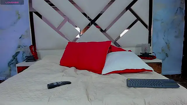 Snapshot of Boysof_love chatting on 18, 10, 2025 Boysof love online show from 18, 10, 2025