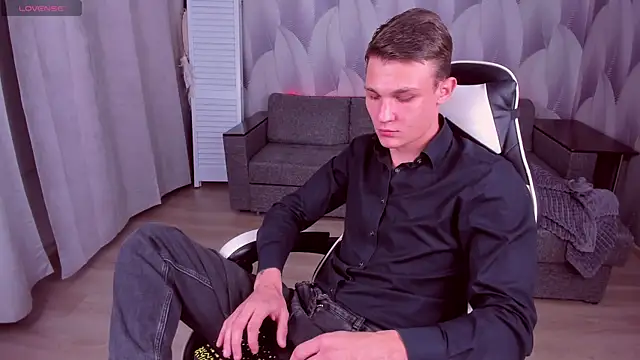 AdamGold01 online show from 2, 10, 2025