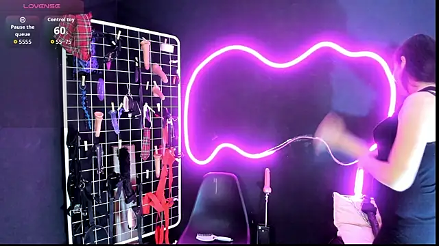 Mistress Megan BDSM online show from 21, 10, 2025