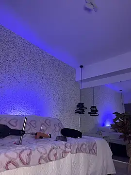 EMILIIA RICHTER   online show from 8, 1, 2026