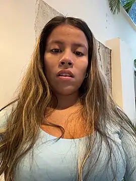 Snapshot of EMILIIA_RICHTER__ chatting on 23, 2, 2026 EMILIIA RICHTER online show from 23, 2, 2026