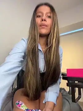 Snapshot of EMILIIA_RICHTER__ chatting on 21, 3, 2026 EMILIIA RICHTER online show from 21, 3, 2026