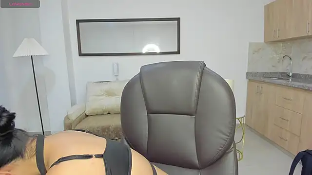 Mila blaze online show from 21, 10, 2025