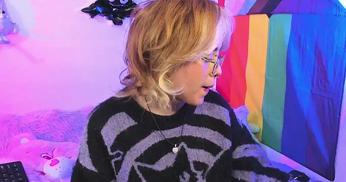 NekoWaifu online show from 21, 10, 2025