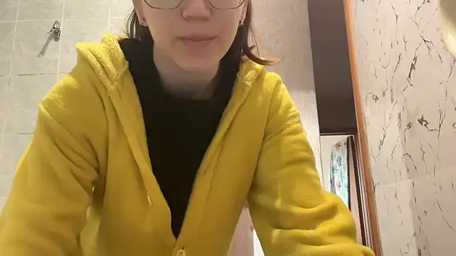 MargarettNewbie online show from 30, 9, 2025
