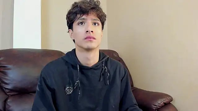 Xam Collen online show from 10, 11, 2025