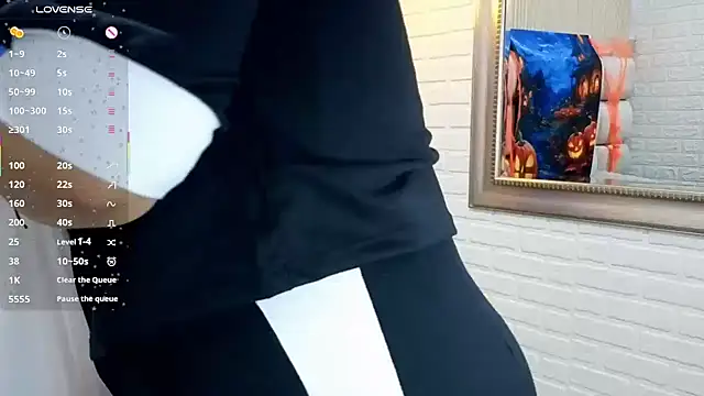 sofiagutierrez   online show from 13, 10, 2025