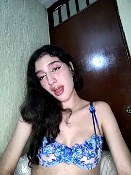 Emily-hottson online show from 23, 10, 2025