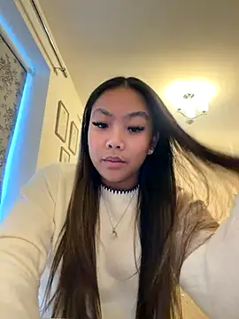 MissCherryyxox online show from 23, 9, 2025