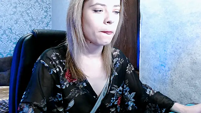 Kate  Loves online show from 14, 3, 2026