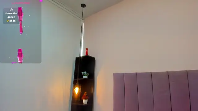 Snapshot of HoollyHendrix chatting on 20, 11, 2025 HoollyHendrix online show from 20, 11, 2025