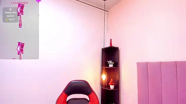 Snapshot of HoollyHendrix chatting on 21, 11, 2025 HoollyHendrix online show from 21, 11, 2025