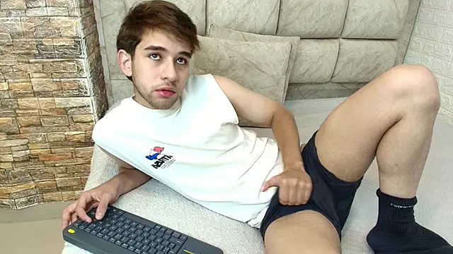 gaelcruz  online show from 27, 9, 2025