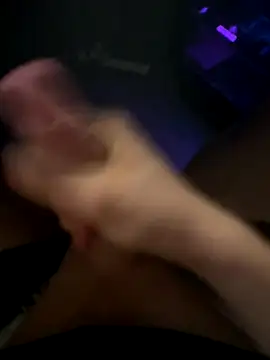 Snapshot of jstntz chatting on 9, 11, 2025 jstntz online show from 9, 11, 2025