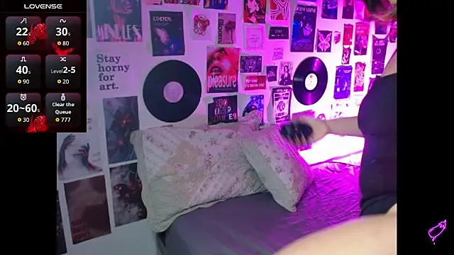 Snapshot of Roxy_f_w chatting on 20, 3, 2026 Roxy f w online show from 20, 3, 2026