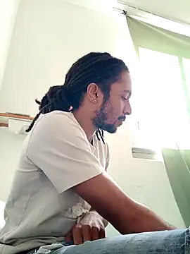 Snapshot of Mikaaa97 chatting on 26, 10, 2025 Mikaaa97 online show from 26, 10, 2025