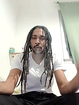 Snapshot of Mikaaa97 chatting on 28, 10, 2025 Mikaaa97 online show from 28, 10, 2025