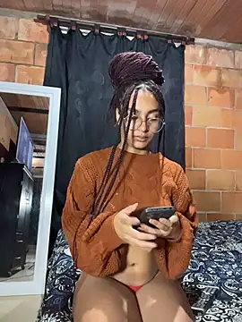 Snapshot of aurora_2007 chatting on 22, 10, 2025 aurora 2007 online show from 22, 10, 2025