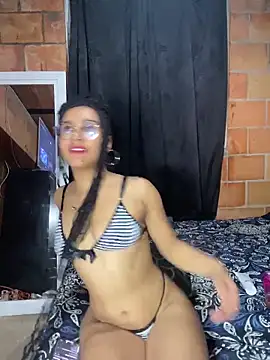 Snapshot of aurora_2007 chatting on 27, 11, 2025 aurora 2007 online show from 27, 11, 2025