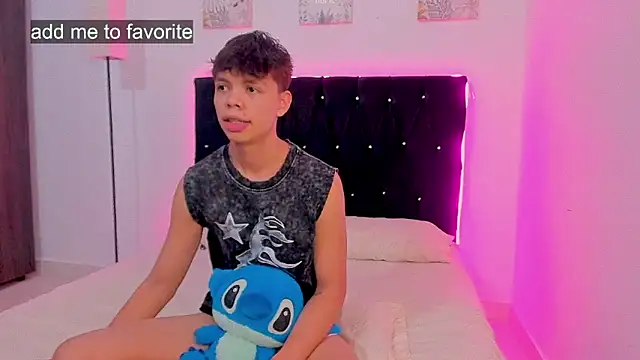 Snapshot of Zacktorres_ chatting on 2, 11, 2025 Zacktorres online show from 2, 11, 2025