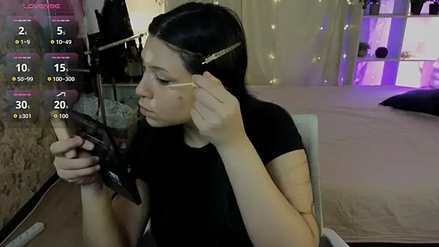 Snapshot of LoNik_Tvvins chatting on 19, 11, 2025 LoNik Tvvins online show from 19, 11, 2025