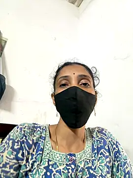 sweetreddy-02 online show from 31, 10, 2025