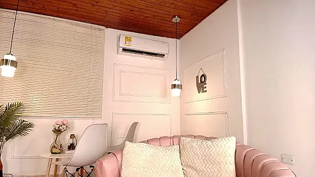 alessia moon1 online show from 14, 1, 2026