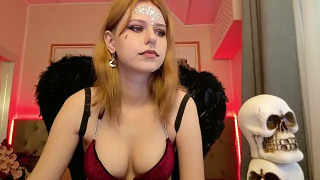 Snapshot of WendyMey chatting on 27, 10, 2025 WendyMey online show from 27, 10, 2025