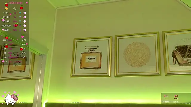 Snapshot of WendyMey chatting on 4, 11, 2025 WendyMey online show from 4, 11, 2025